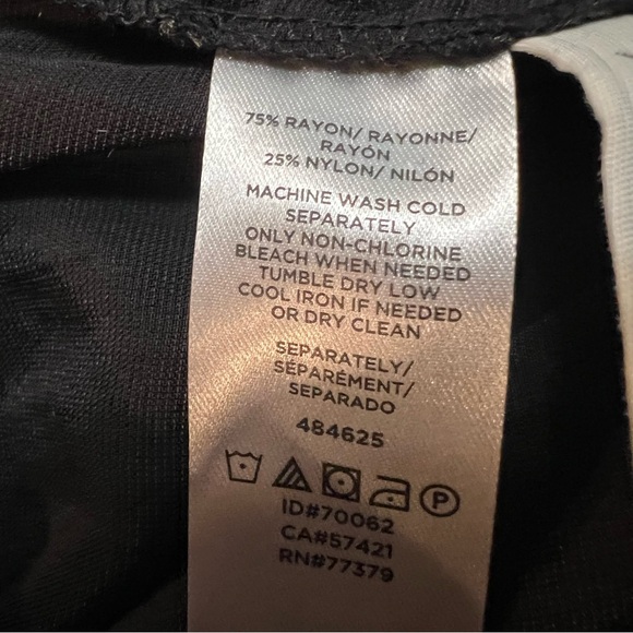 Ann Taylor Petite Velvet Floral Print Long Sleeved Mini Dress. Size 6P. NWT. - Picture 14 of 14